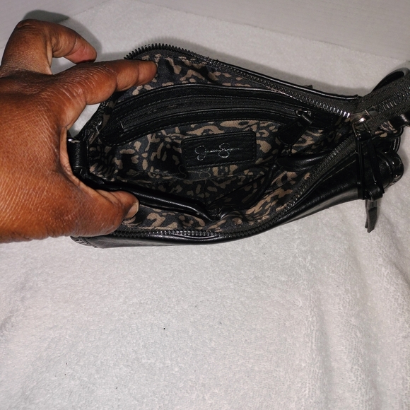 Jessica Simpson Elegant Black Crossbody Bag - Picture 8 of 10